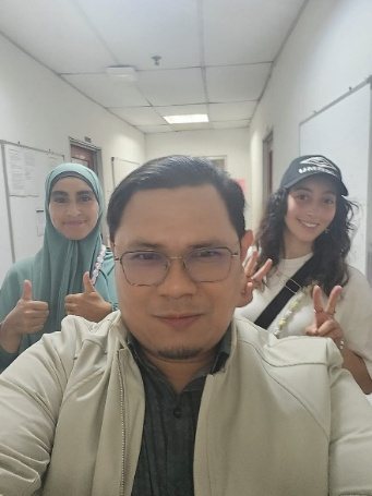 With international research students